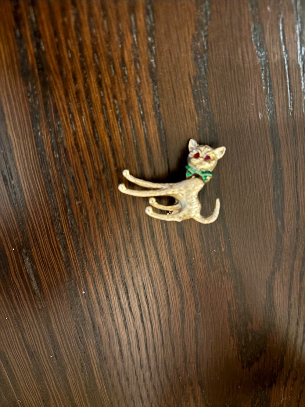 Gold-Tone Cat Brooch with Green Bow and Red Stone Eyes - Unbranded